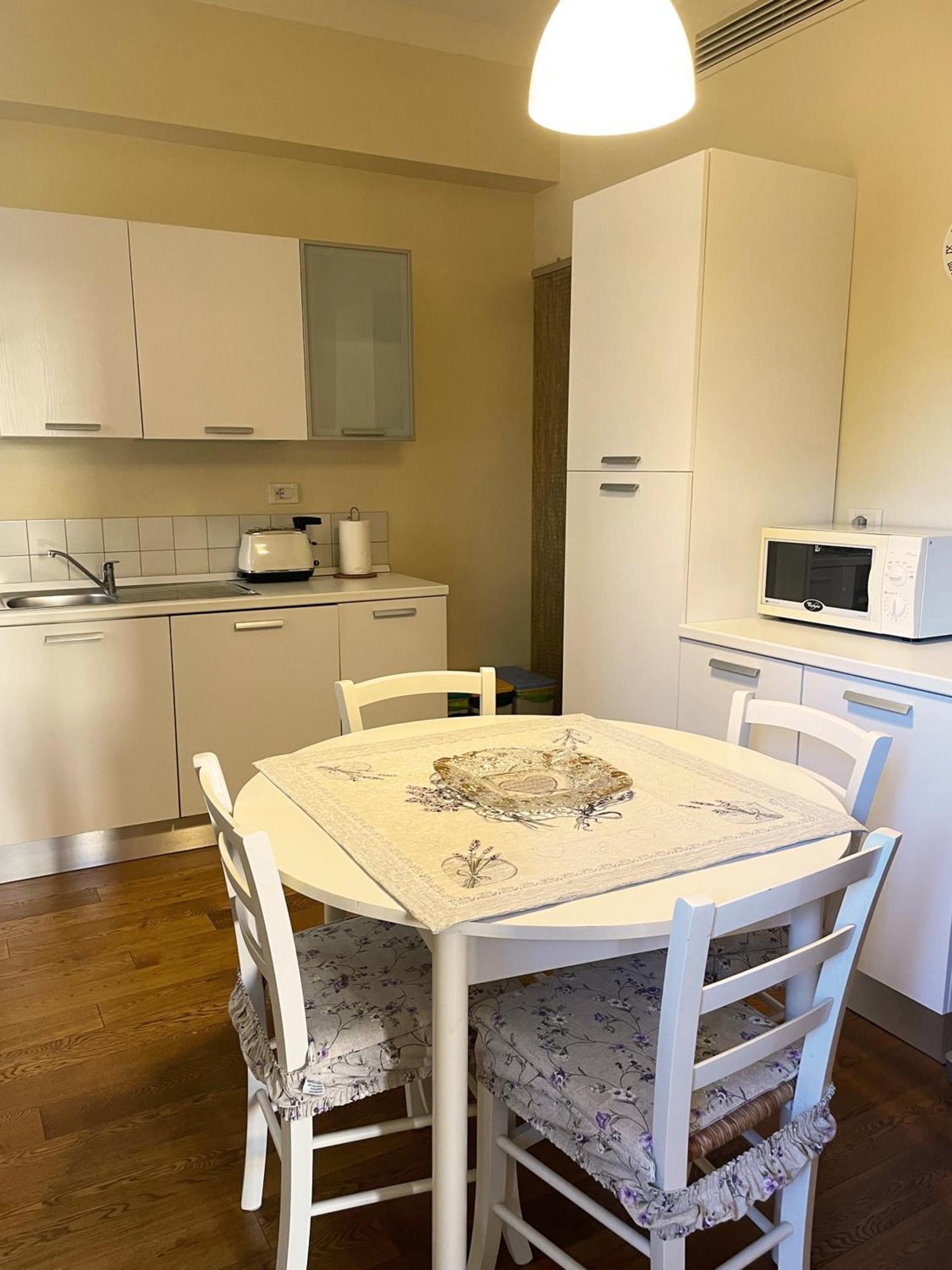 Serena Apartment Лукка Экстерьер фото